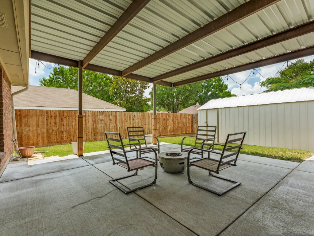 2109 Woodglen Drive Garland TX 75040