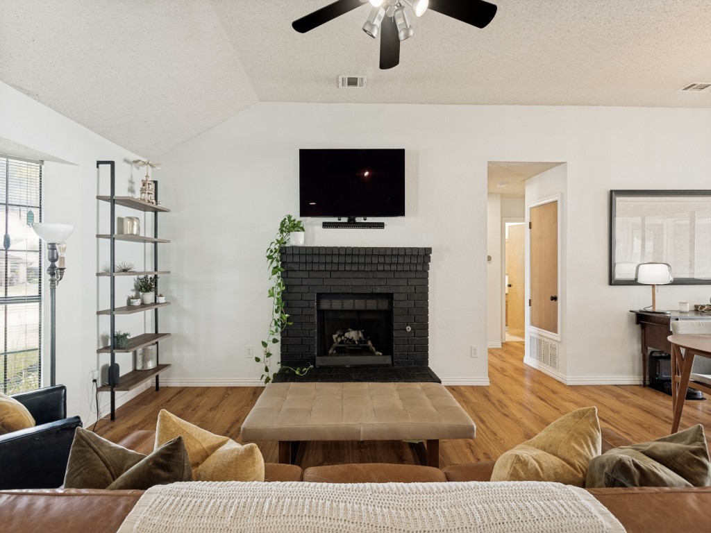 2109 Woodglen Drive Garland TX 75040
