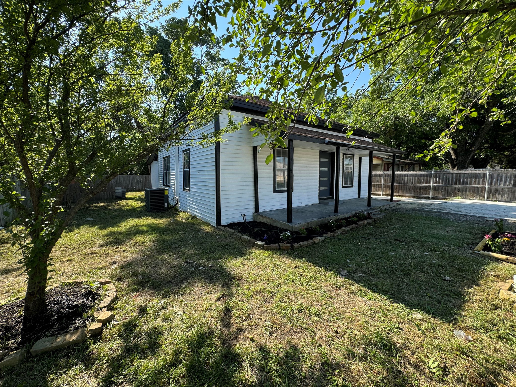 309 S Louisiana Street Celina TX 75009