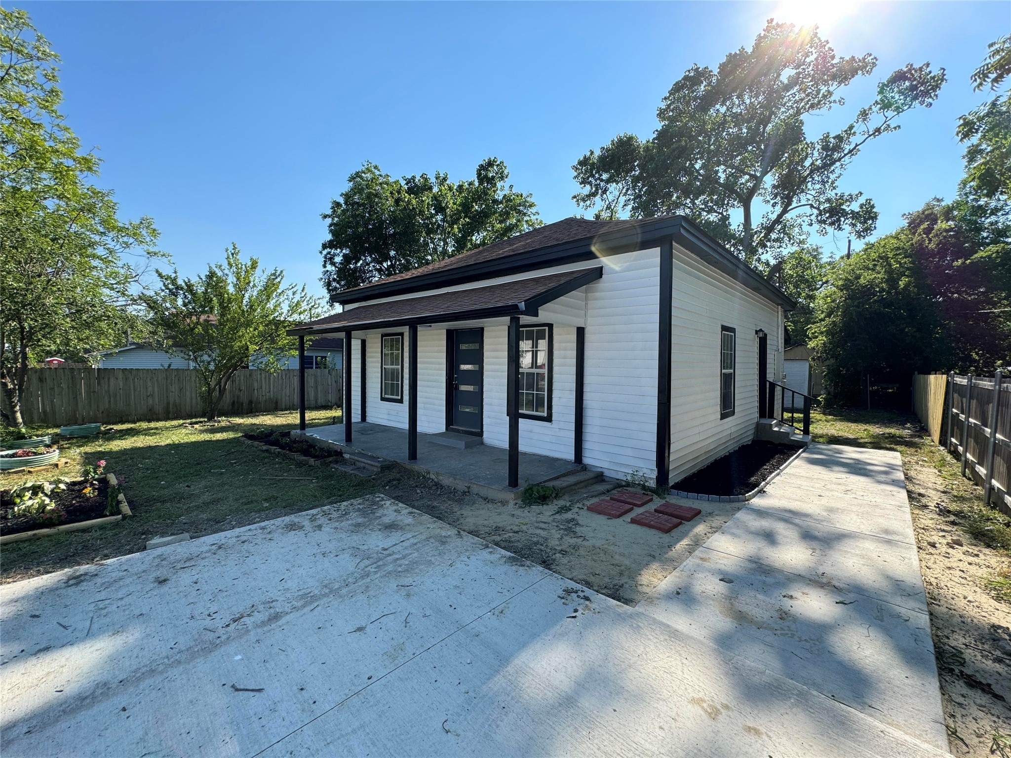 309 S Louisiana Street Celina TX 75009