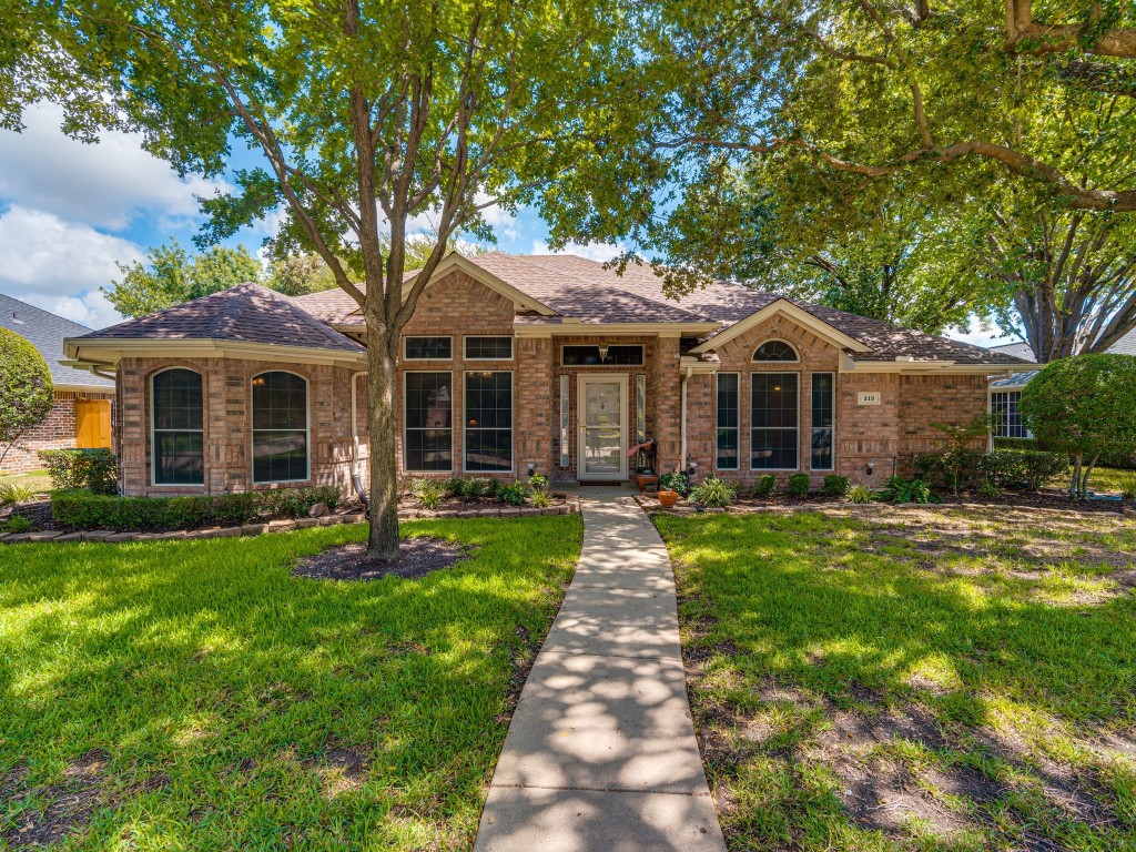 213 Sendero Drive Waxahachie TX 75165