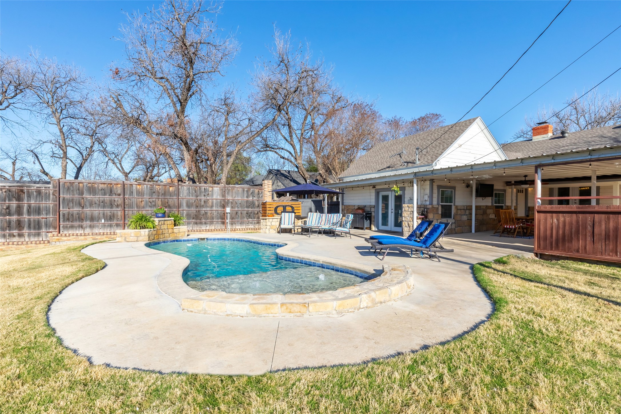 417 Breckenridge Street Albany TX 76430