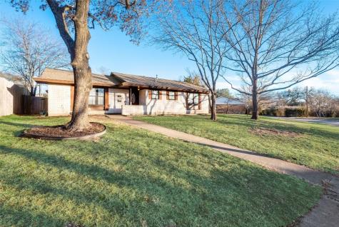 324 Merribrook Trail Duncanville TX 75116