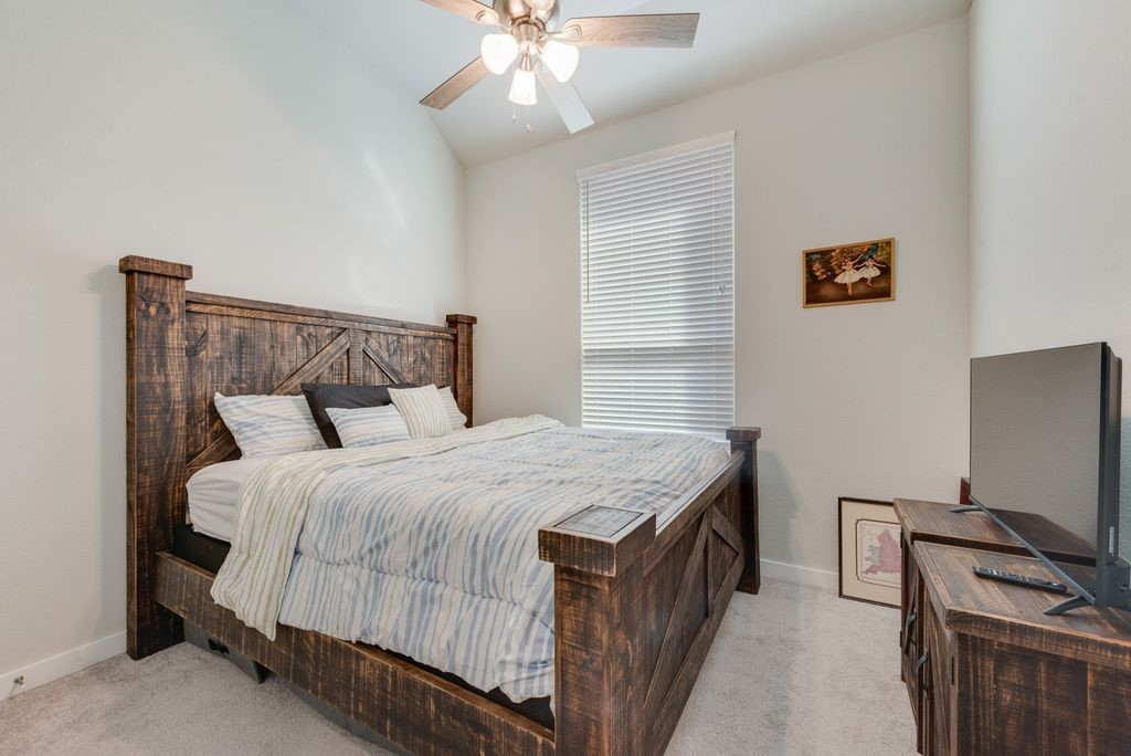 1308 E Swan Trail Argyle TX 76226