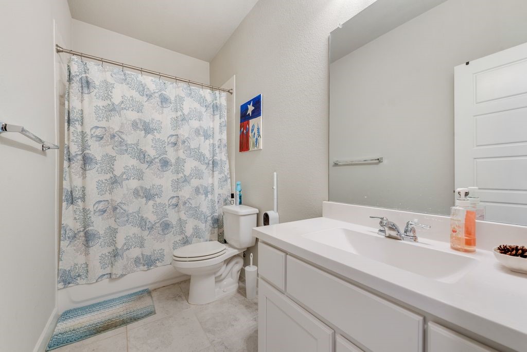 1308 E Swan Trail Argyle TX 76226