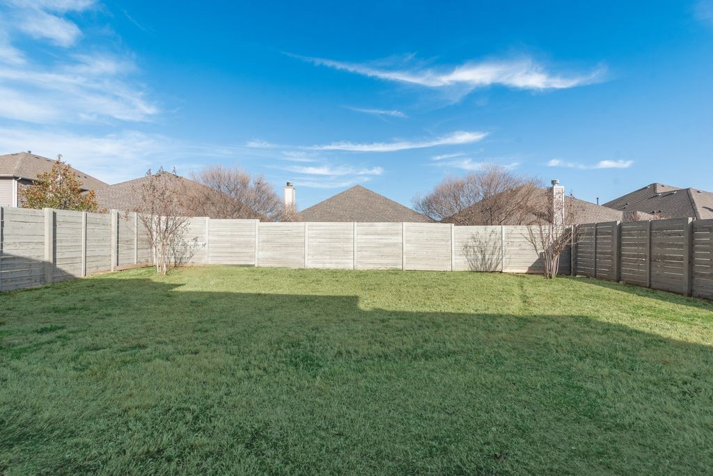 1308 E Swan Trail Argyle TX 76226