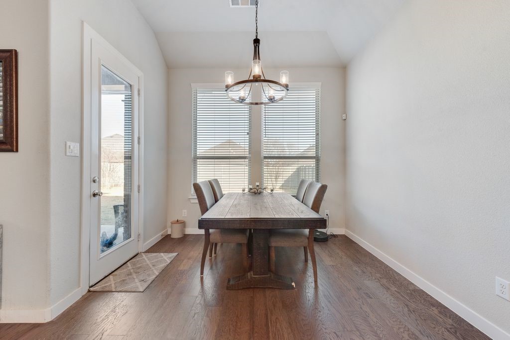 1308 E Swan Trail Argyle TX 76226