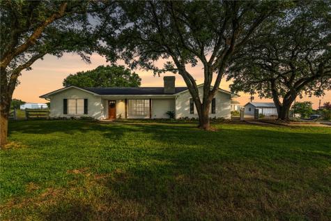 281 Appaloosa Lane China Spring TX 76633