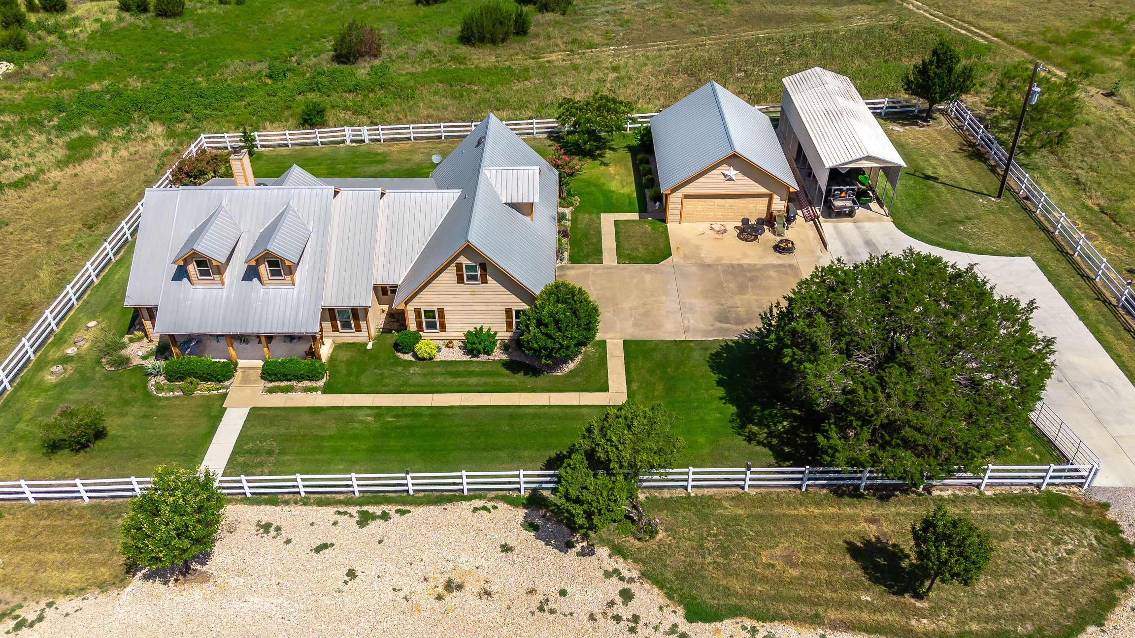 3450 Cripple Creek Court Granbury TX 76048