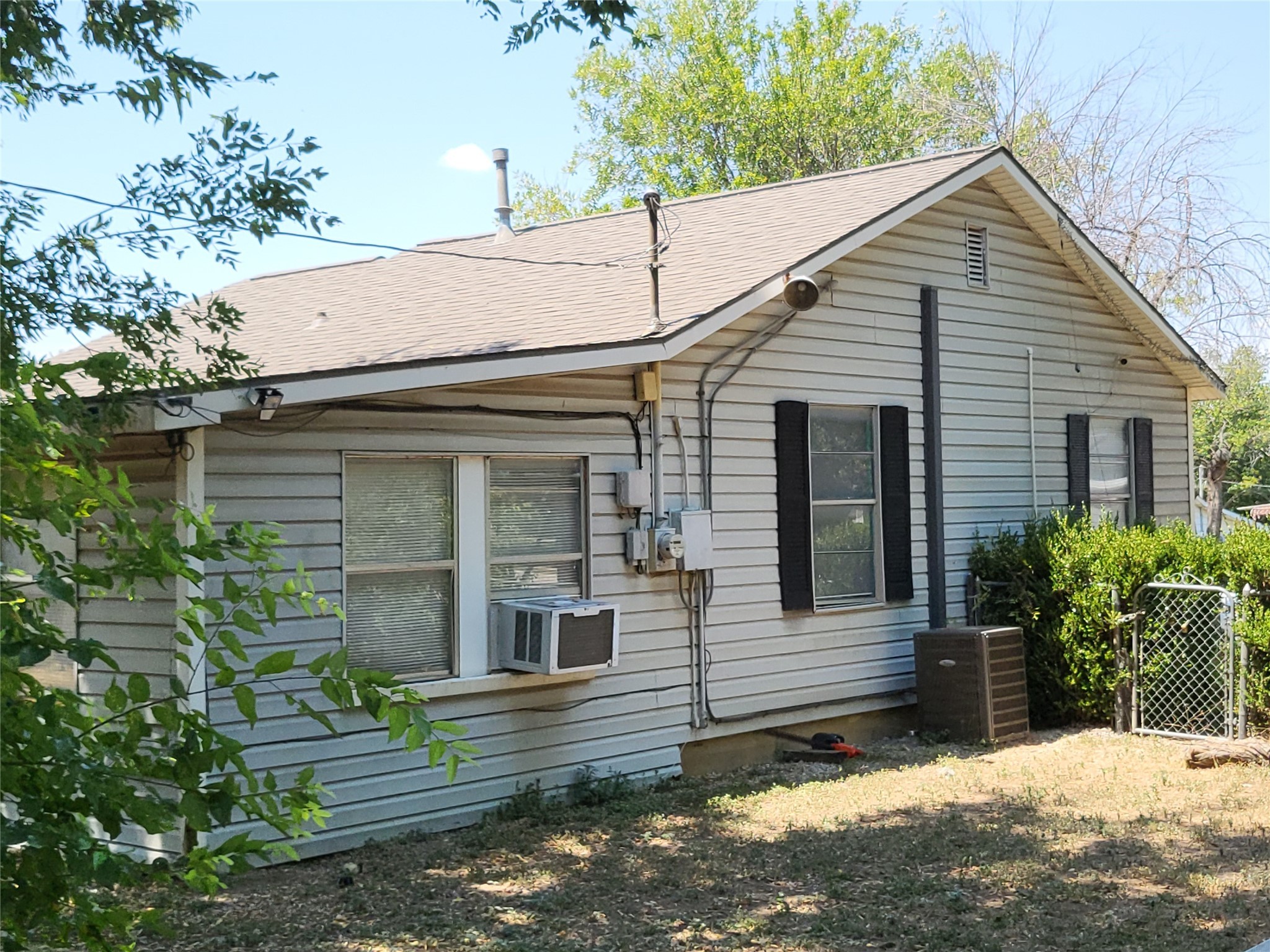 4208 Patricia Street Haltom City TX 76117