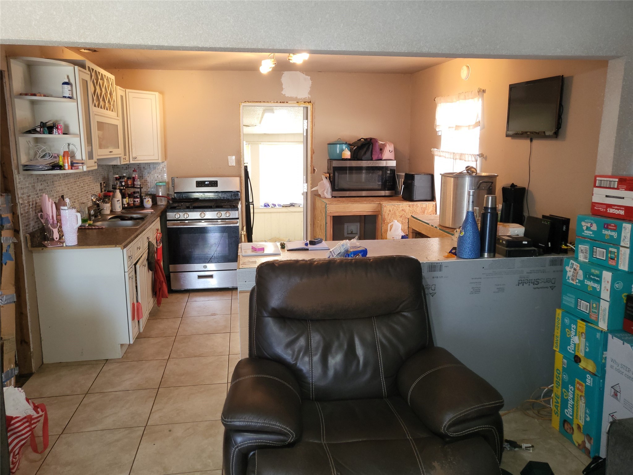 4208 Patricia Street Haltom City TX 76117