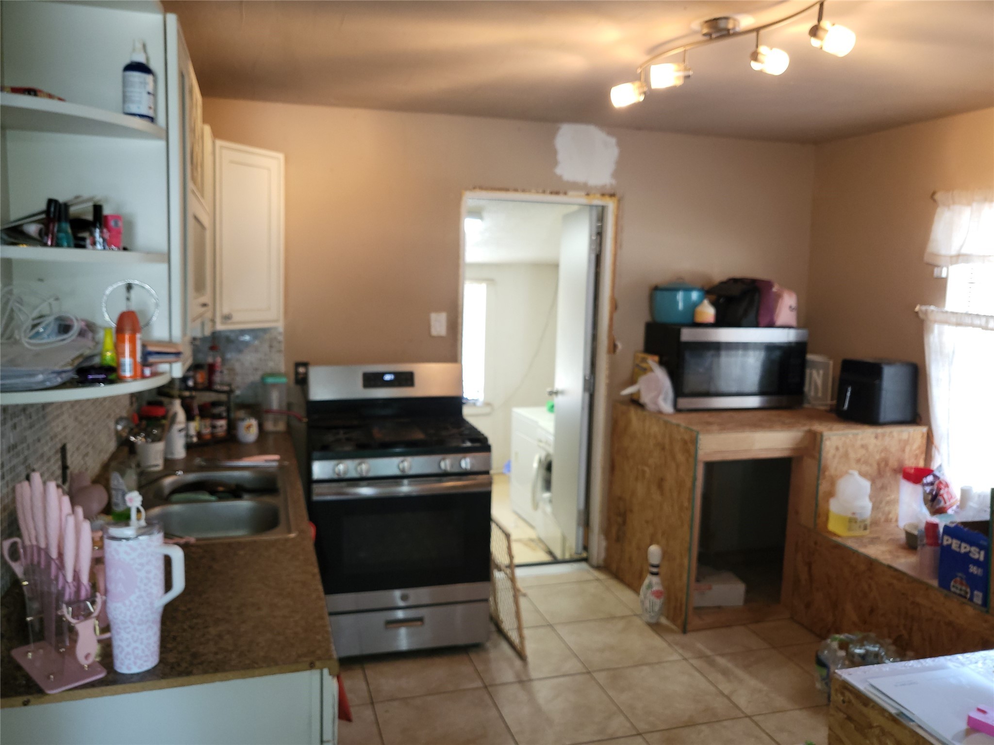 4208 Patricia Street Haltom City TX 76117