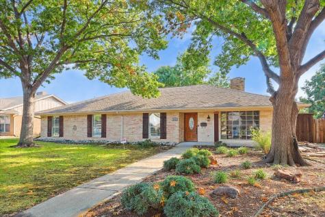 1616 Woodcrest Lane Carrollton TX 75006