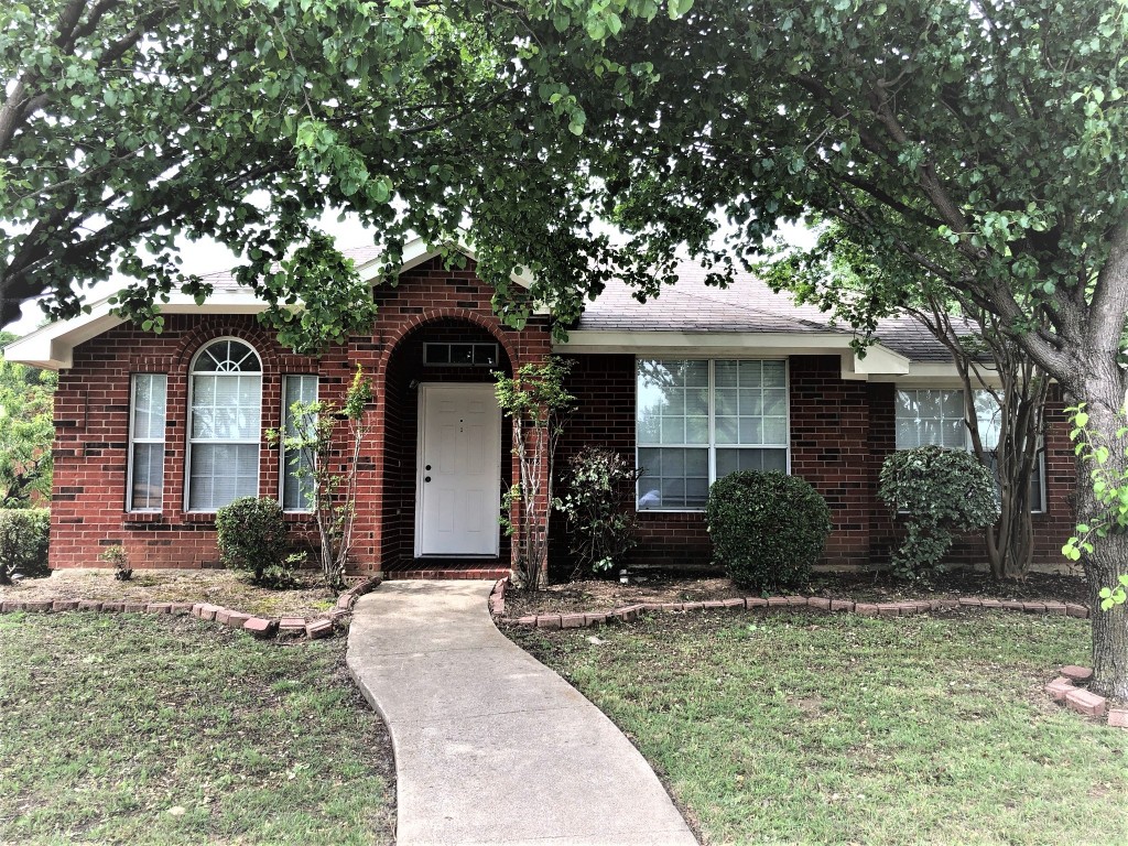 4301 Crystal Lane Garland TX 75043