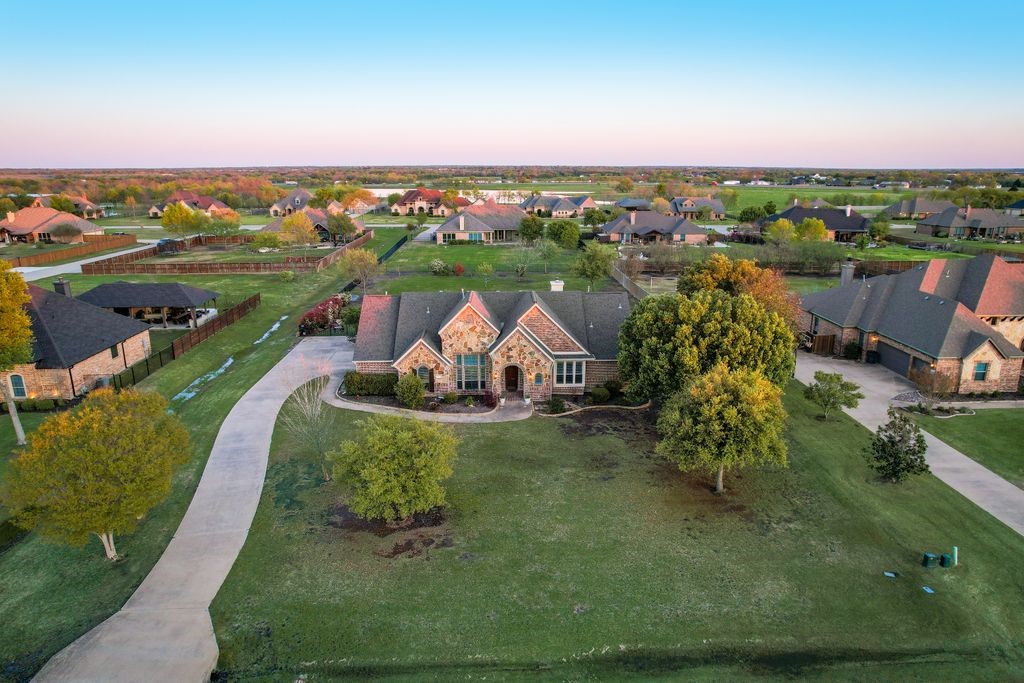 18176 Langford Lane Talty TX 75126