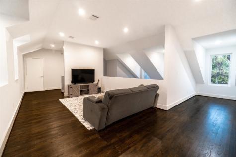 3942 Rochelle Drive Dallas TX 75220