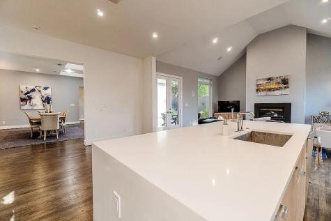 3942 Rochelle Drive Dallas TX 75220