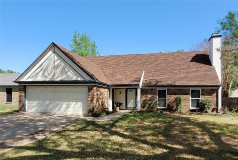 2316 Abbington Lane Grand Prairie TX 75052