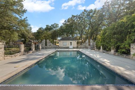 1340 Autumn Oaks Circle China Spring TX 76633