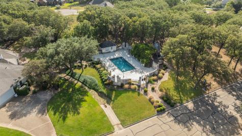 1340 Autumn Oaks Circle China Spring TX 76633