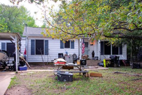 2626 W Johnson Street Denison TX 75020