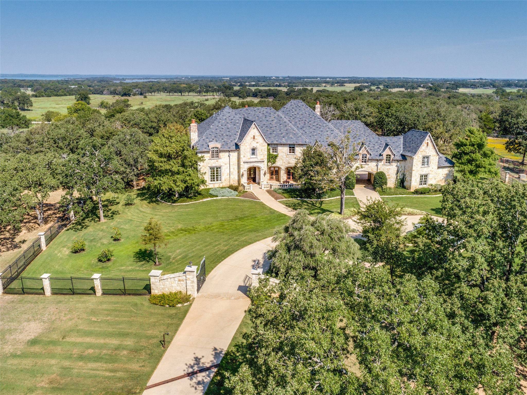 8901 Fm 455 E Pilot Point TX 76258