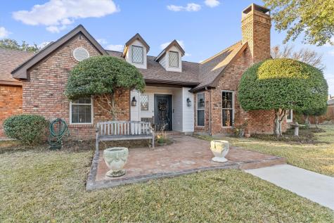 2913 Anatole Court Garland TX 75043
