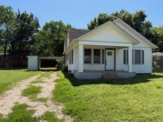 312 Small Street Bowie TX 76230