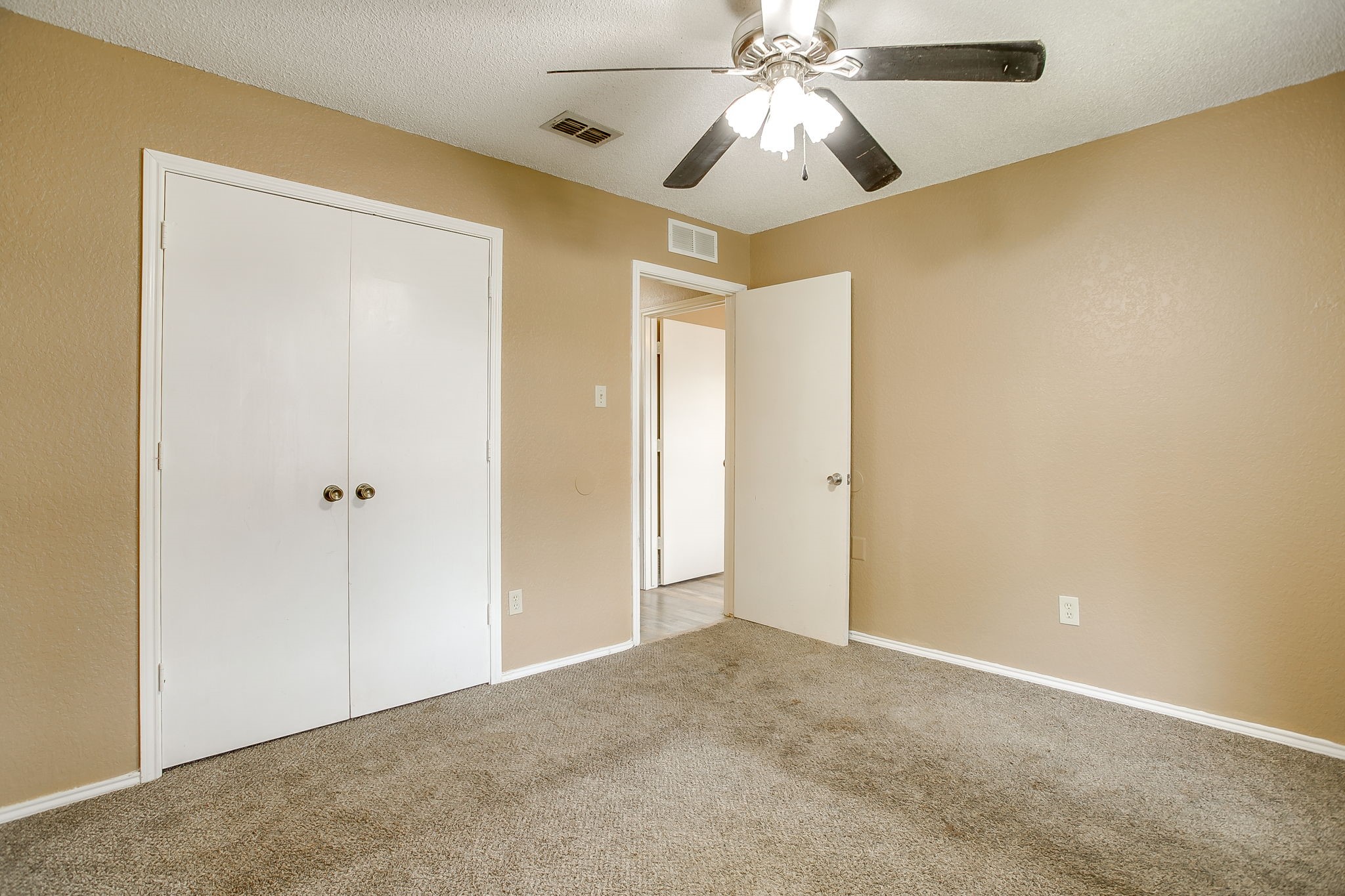 9020 Wessex Court Fort Worth TX 76134