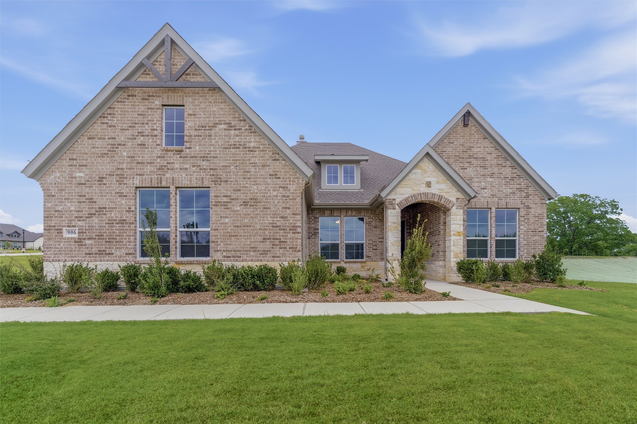 906 Perrin Lane Van Alstyne TX 75495