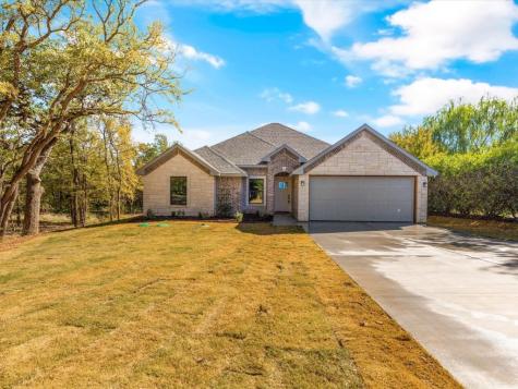 300 Yucca Court Granbury TX 76049