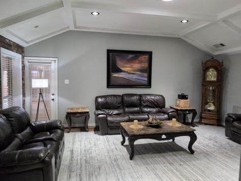 2702 Grasmere Street Garland TX 75040