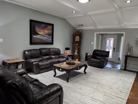 2702 Grasmere Street Garland TX 75040