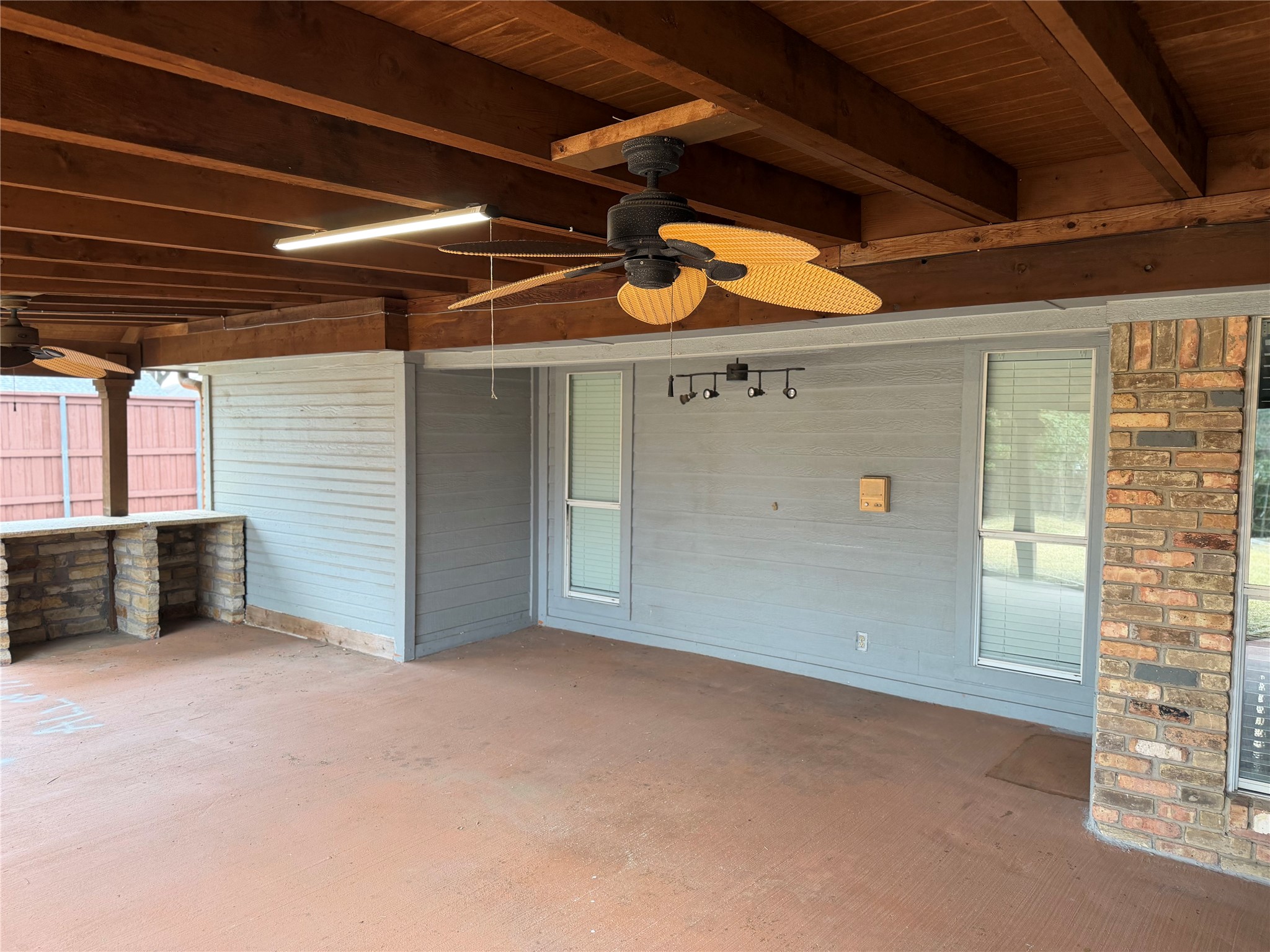 2702 Grasmere Street Garland TX 75040