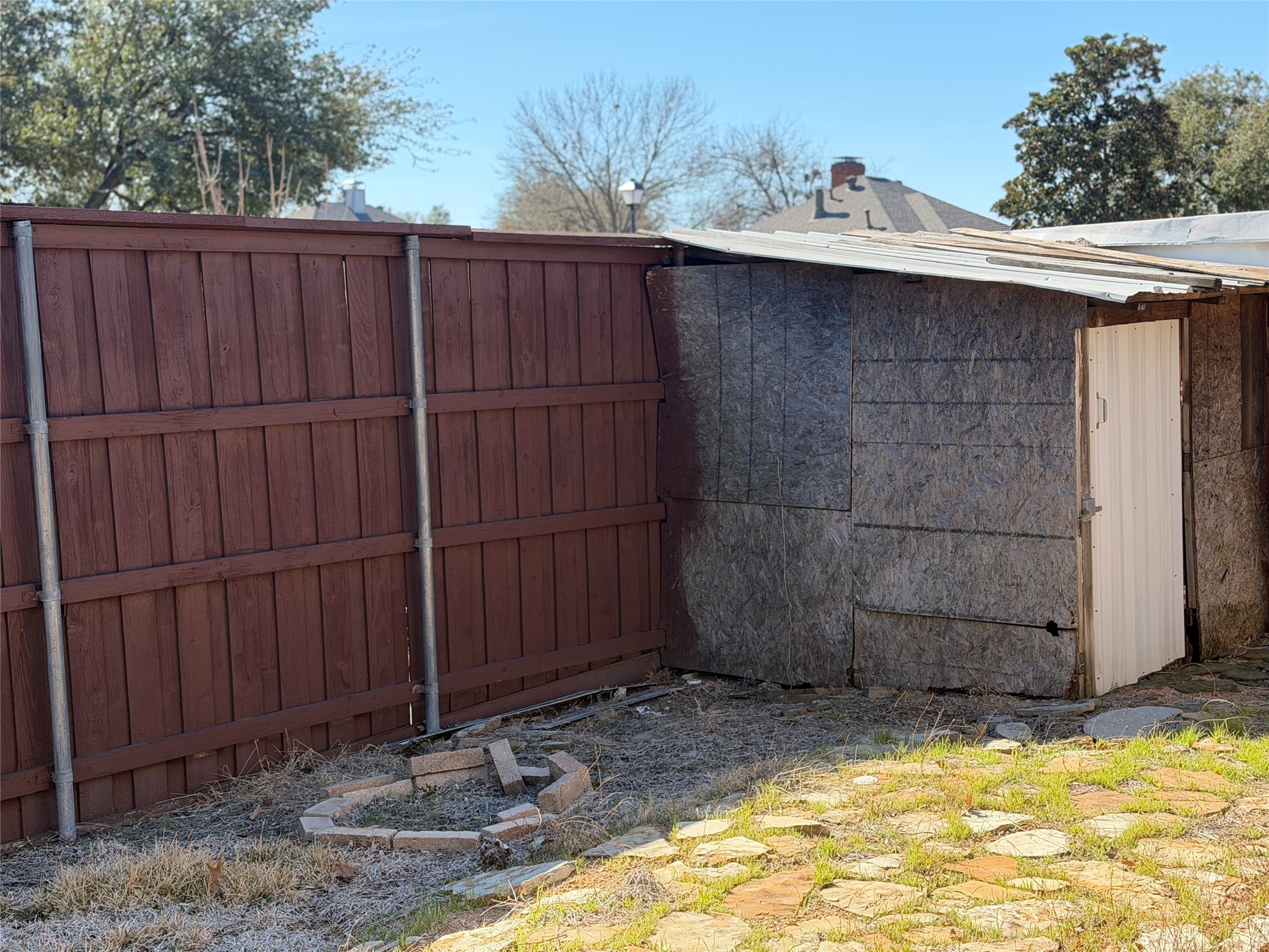 2702 Grasmere Street Garland TX 75040