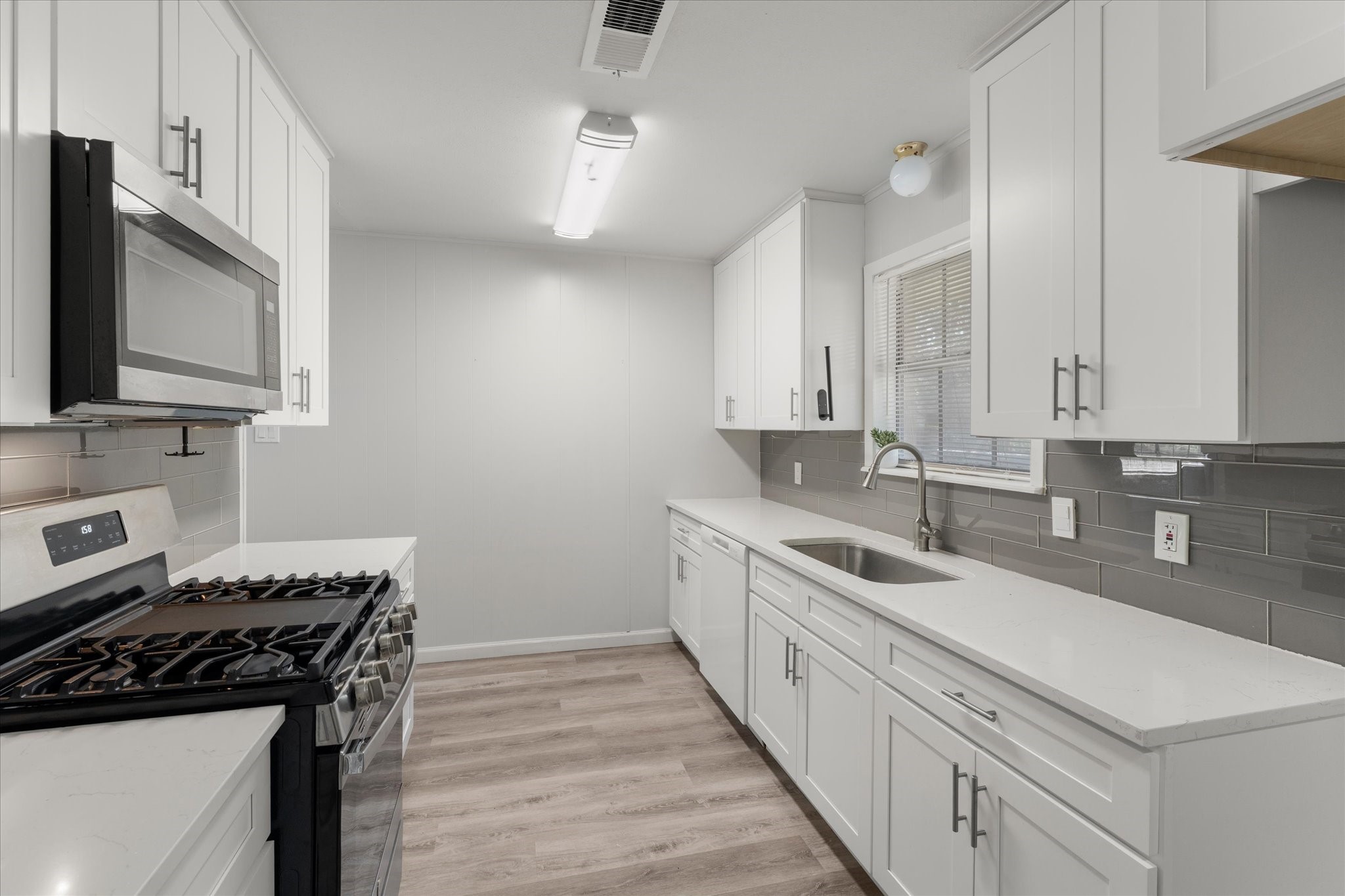 613 Graham Street Mineola TX 75773