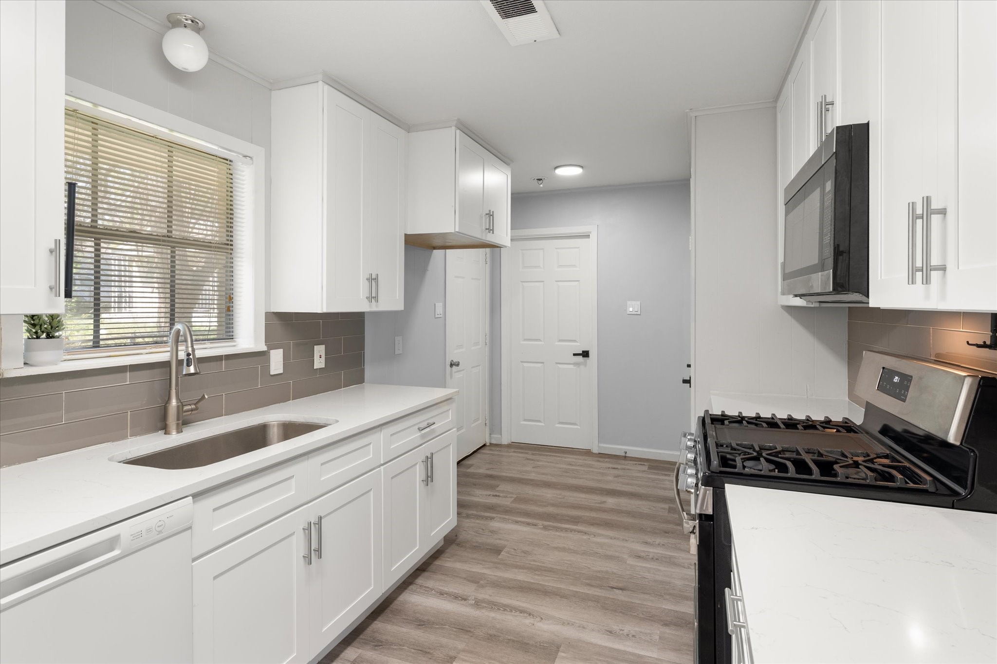 613 Graham Street Mineola TX 75773