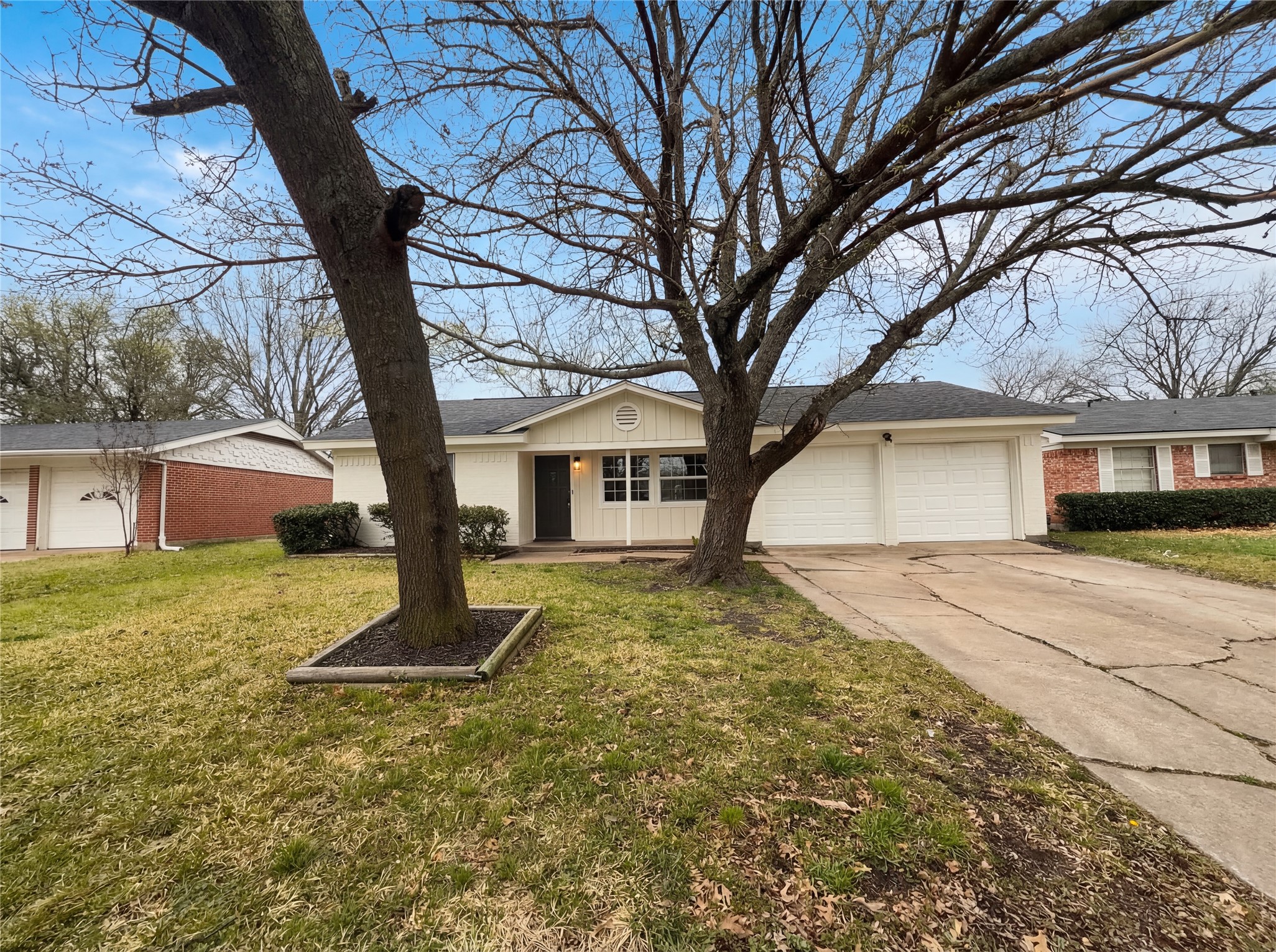 802 N Hughes Street Howe TX 75459