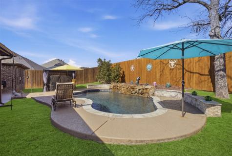 1401 Joshua Way Granbury TX 76048