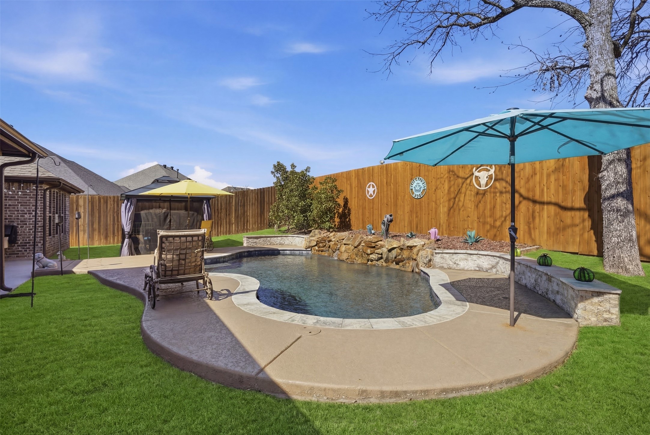 1401 Joshua Way Granbury TX 76048
