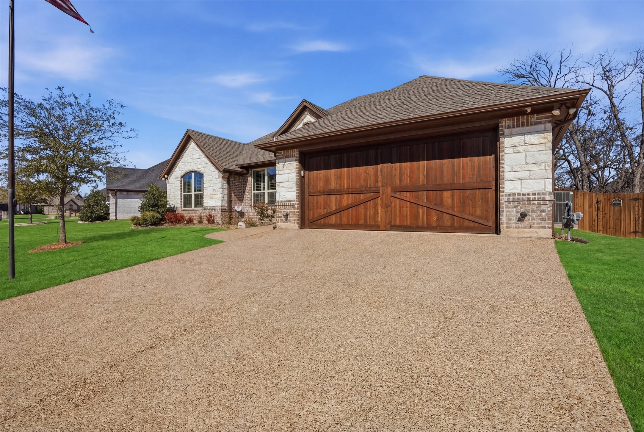 1401 Joshua Way Granbury TX 76048
