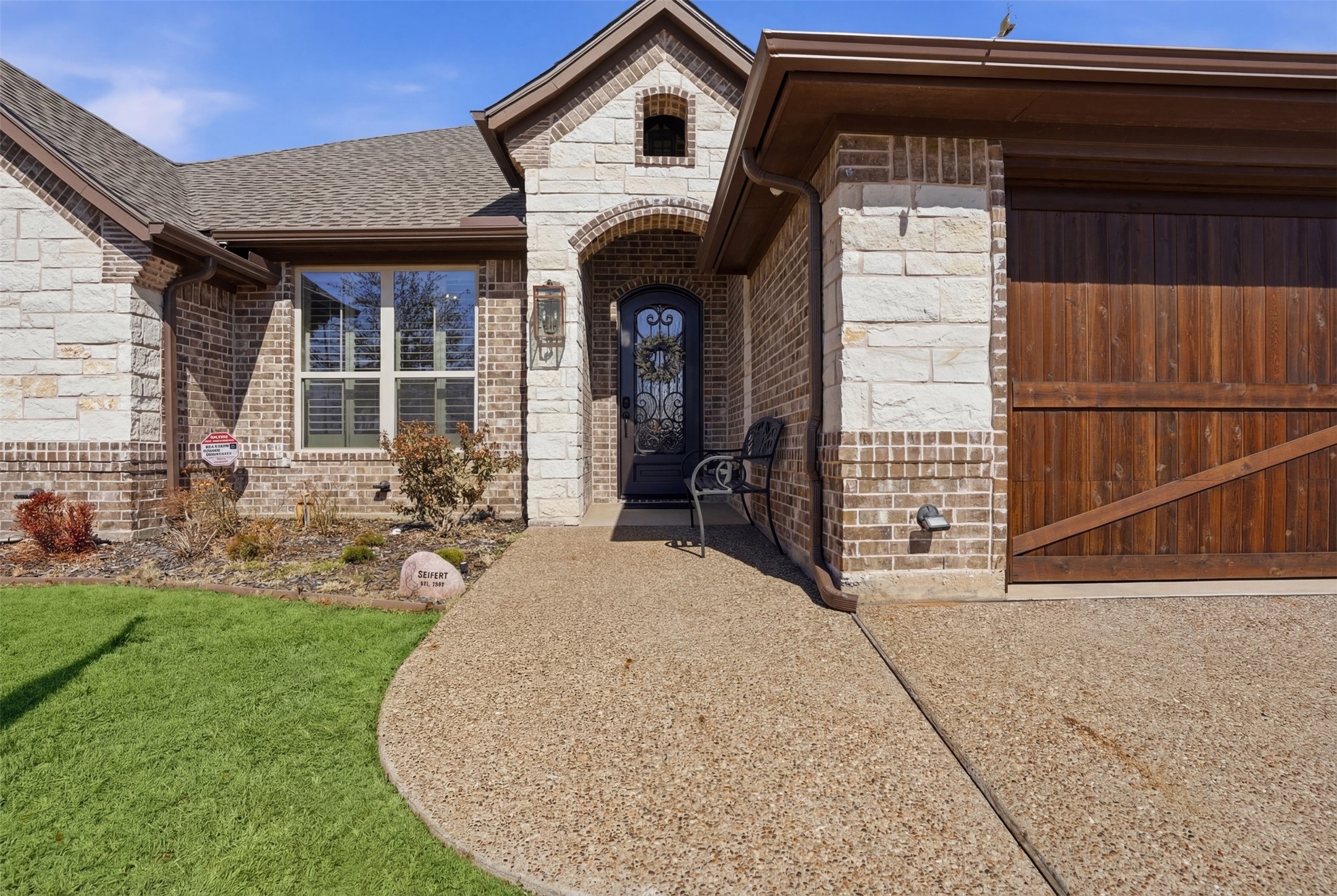 1401 Joshua Way Granbury TX 76048