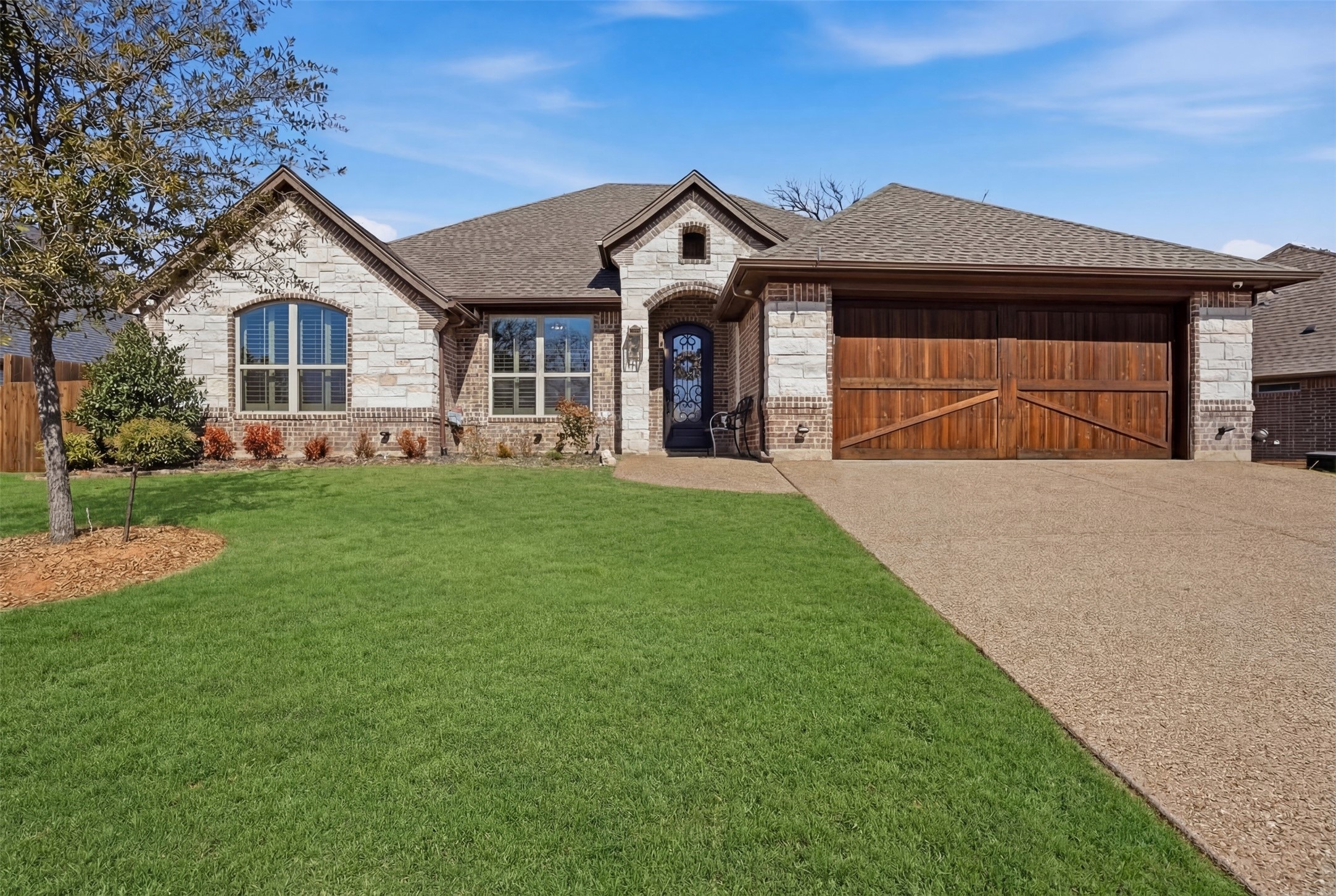1401 Joshua Way Granbury TX 76048