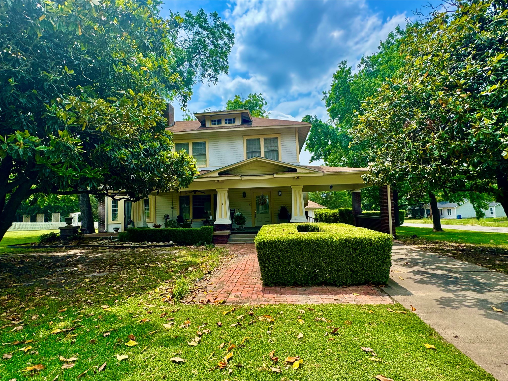 500 S Ross Avenue Mexia TX 76667