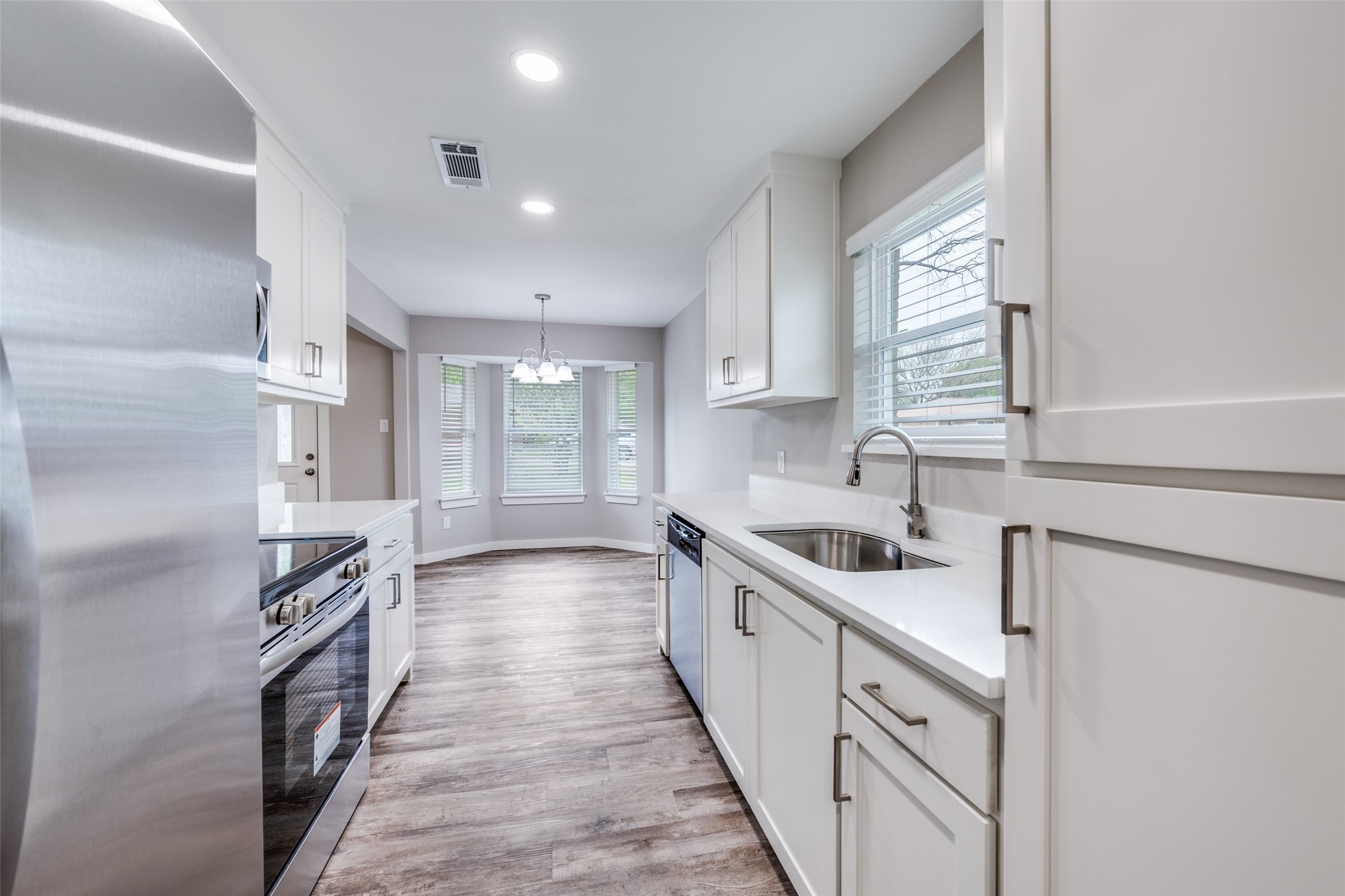 1600 Briar Run Benbrook TX 76126
