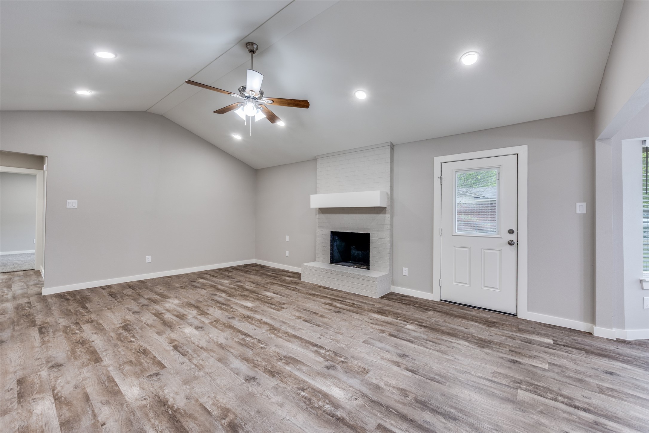 1600 Briar Run Benbrook TX 76126
