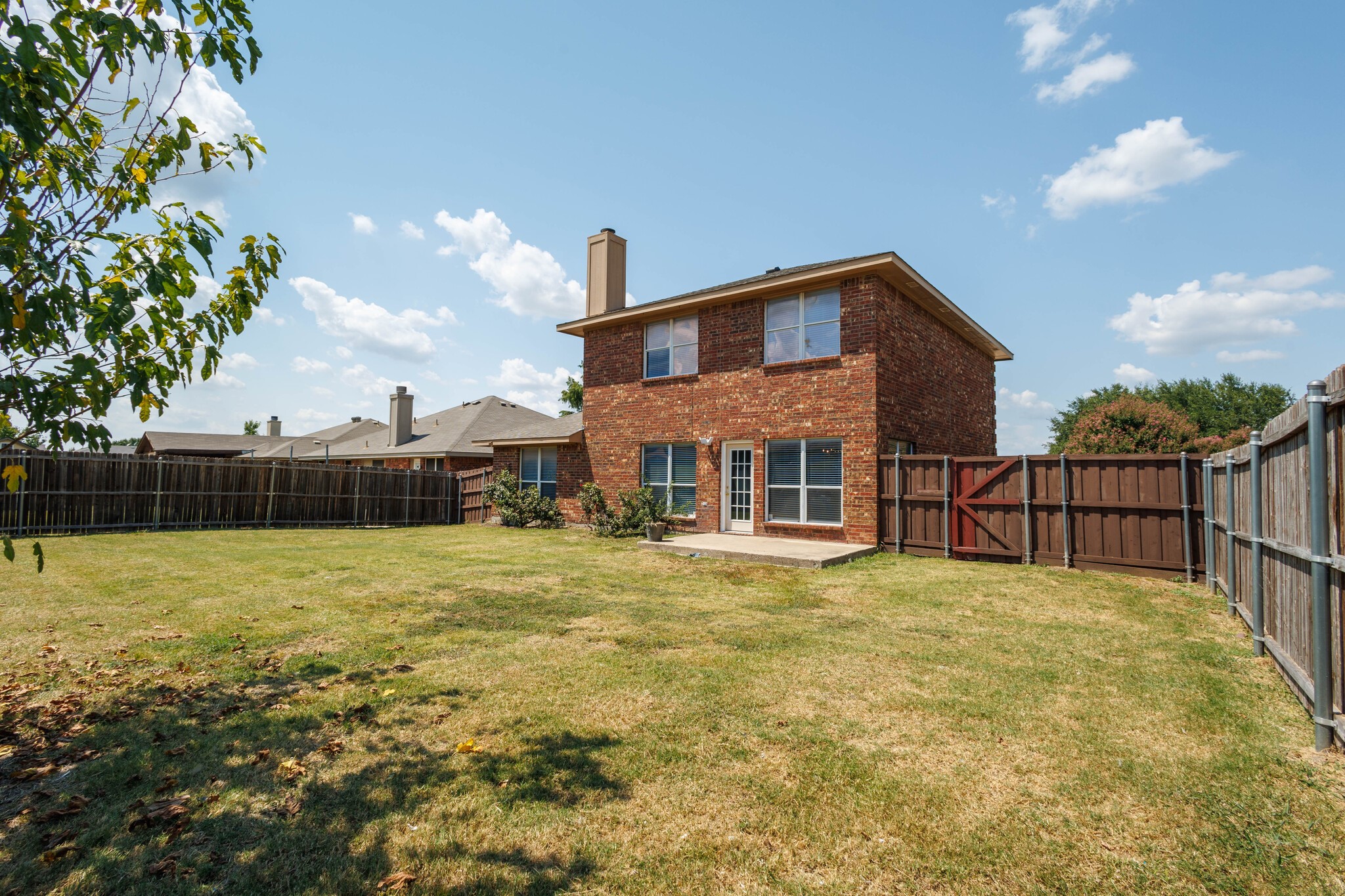 7310 Northpoint Drive Rowlett TX 75089