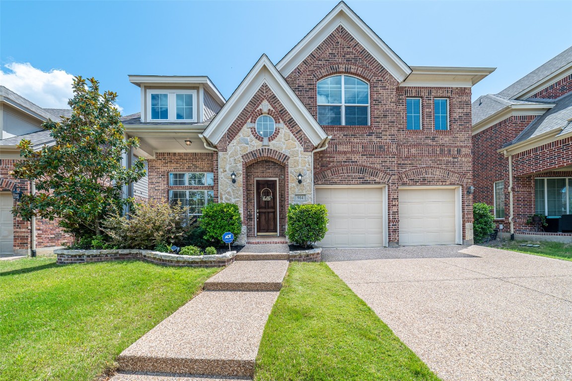 904 Auburn Court Savannah TX 76227
