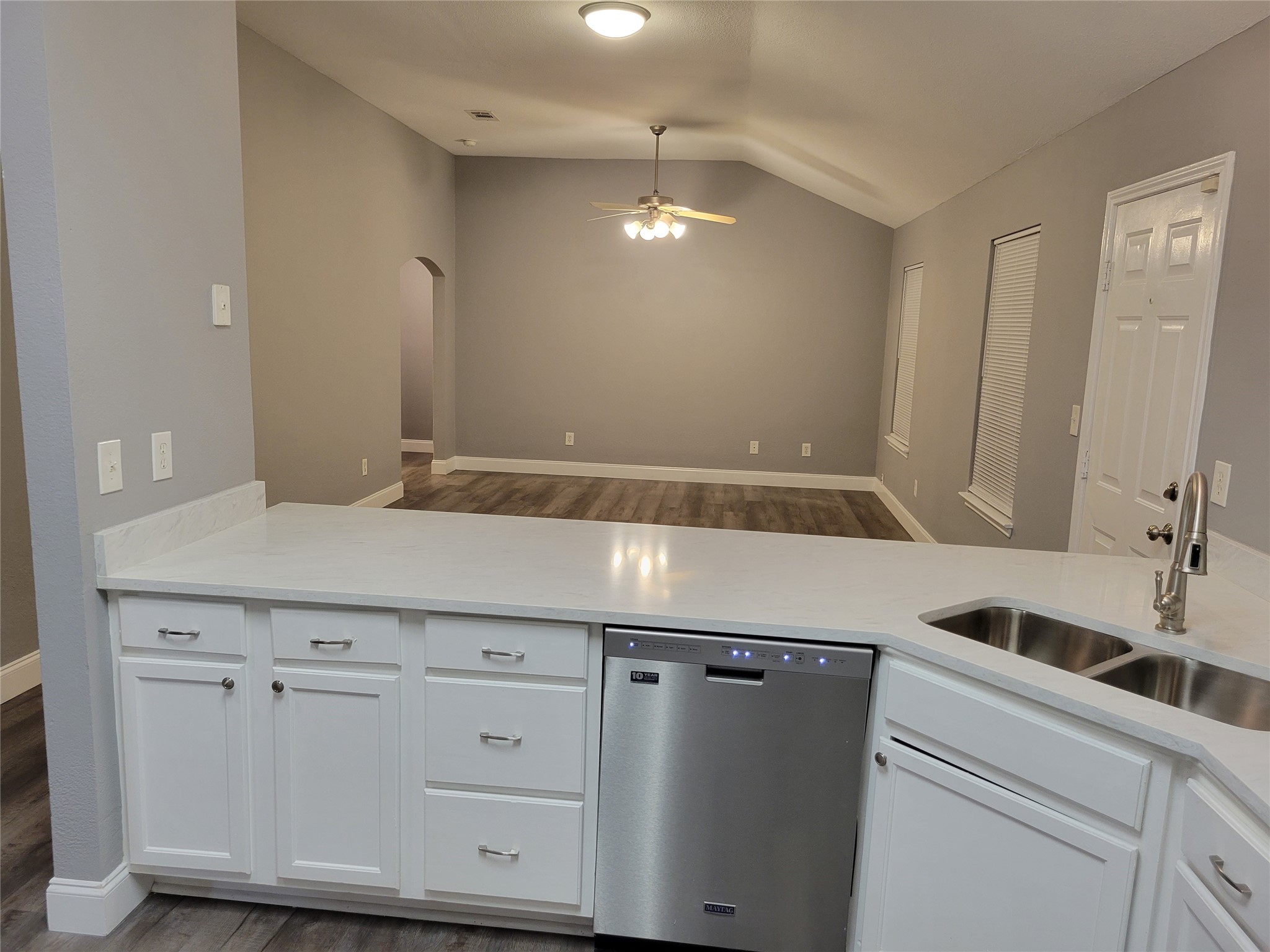 4027 Ramona Avenue Dallas TX 75216