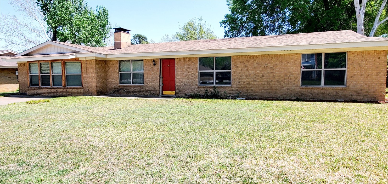 1309 N Mill Street Bowie TX 76230